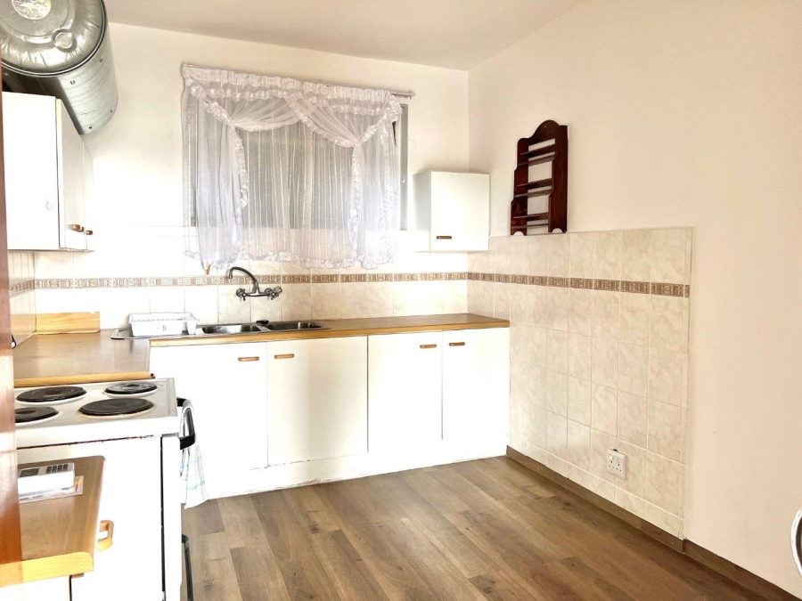 To Let 2 Bedroom Property for Rent in Richmond Hill Eastern Cape